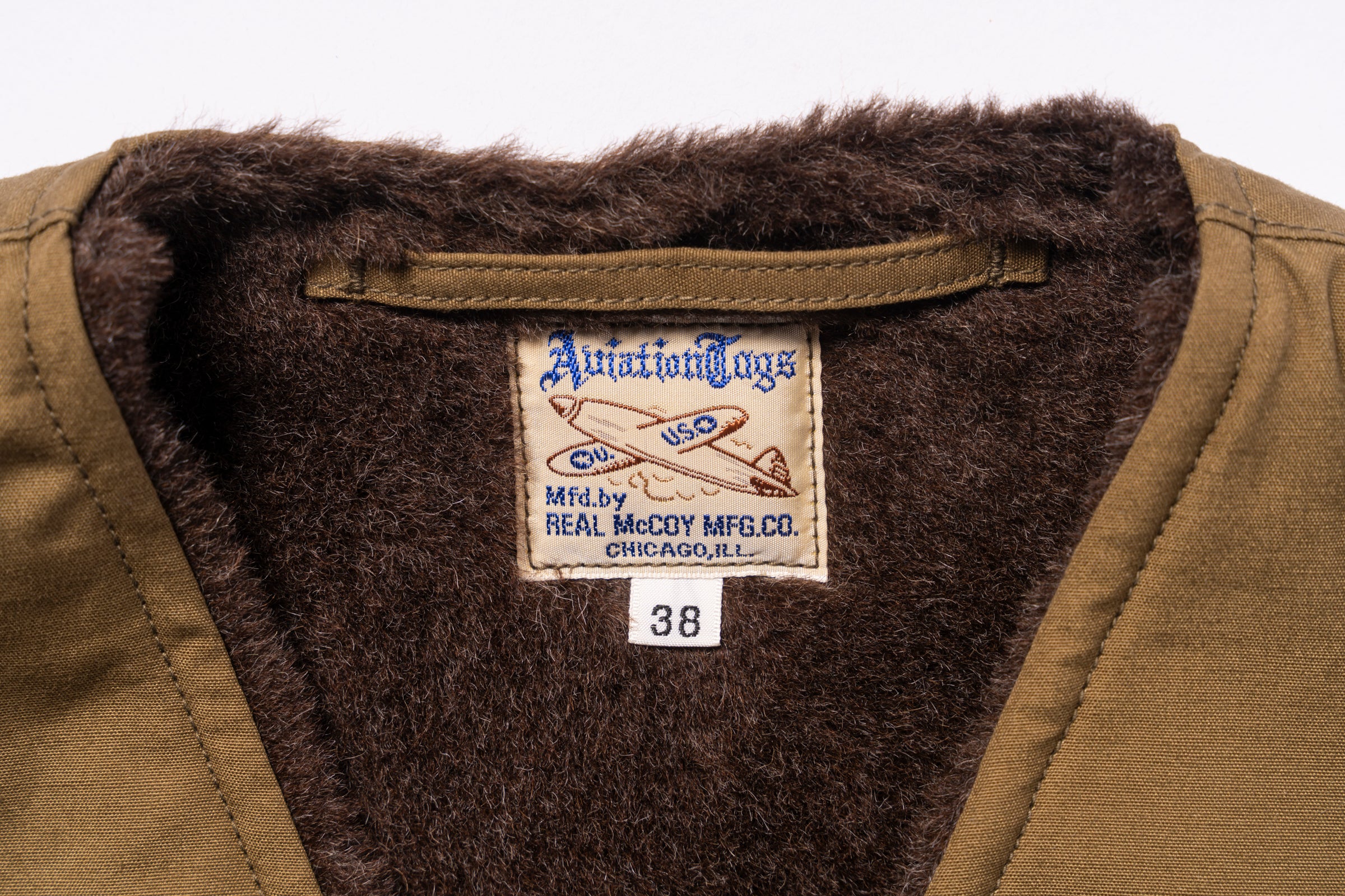 USN ALPACA VEST - Image 4